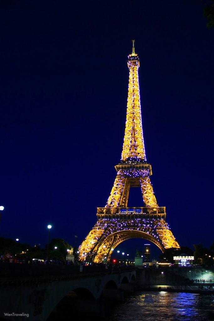 eiffel tower night view (1)
