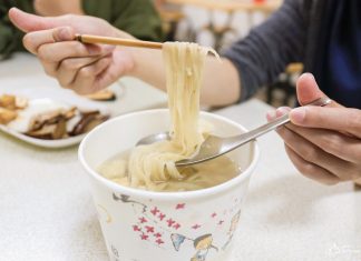 馬祖食記|東引美食 ‧ 承春商店 ‧ 料好實在的馬祖魚麵